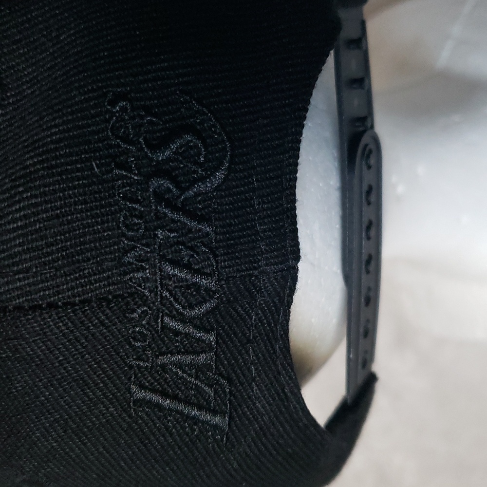 Los Angeles Lakers Black Cap. NWT. - Picture 4 of 8